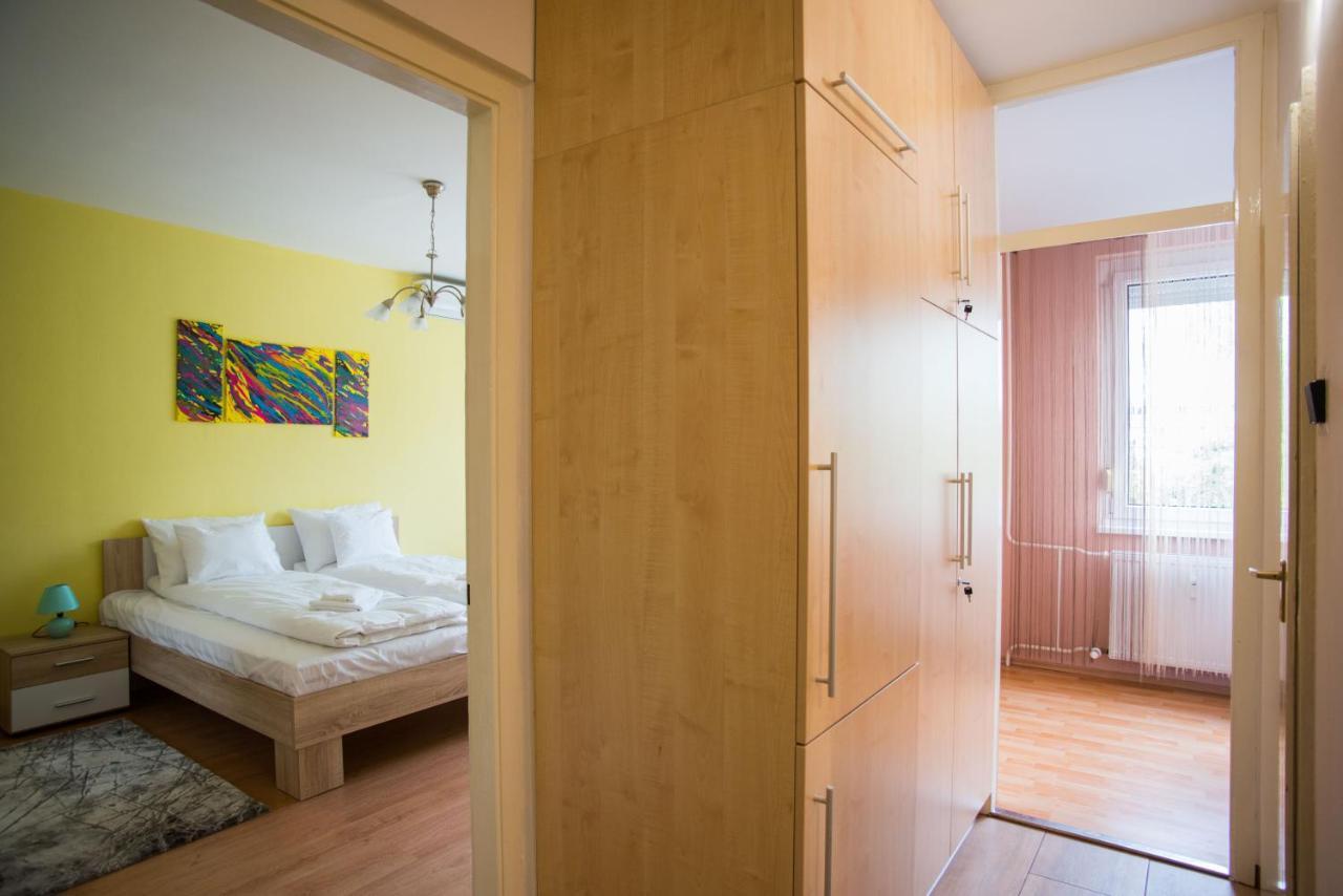 Otthon-Laksz Apartman Nyiregyhaza Bagian luar foto